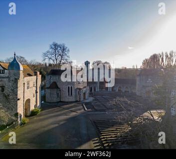 vue aérienne du prieuré d'aylesford aussi appelé les frères abrite un groupe carmélite depuis 1242 à aylesford kent Banque D'Images