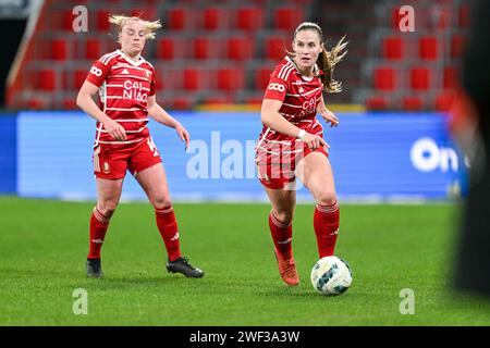 Liège, Belgique. 27 janvier 2024. Lea Cordier (34) de Standard photographiée lors d'un match de football féminin entre Standard Femina de Liège et AA Gent Ladies lors du 15e jour de la saison 2023 - 2024 dans la Super League Belge Lotto Womens, le samedi 27 janvier 2024 à Liège, BELGIQUE . Crédit : Sportpix/Alamy Live News Banque D'Images