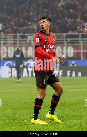 Tijjani Reijnders en action lors du match de football Serie A entre l'AC Milan et le FC 1909 de Bologne au stade Giuseppe Meazza de Milan, Italie, le 027 2024 janvier Banque D'Images