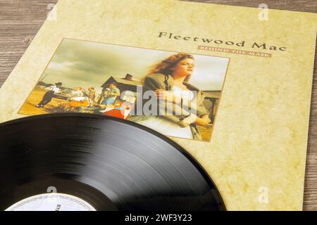 Couverture des albums BEHIND THE MASK der Band FLEETWOOD MAC aus dem Jahr 1990 *** couverture de l'album BEHIND THE MASK par le groupe FLEETWOOD MAC à partir de 1990 Copyright : xx Banque D'Images