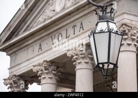 Temple Volta au lac de Côme, Italie Banque D'Images