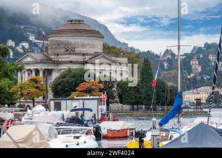 Temple Volta au lac de Côme, Italie Banque D'Images