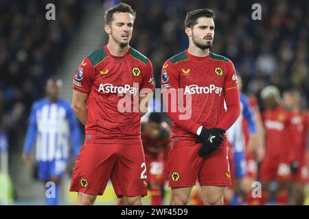 Pablo Sarabia et Pedro Neto en action pour Wolverhampton Wanderers FC au stade AMEX Banque D'Images