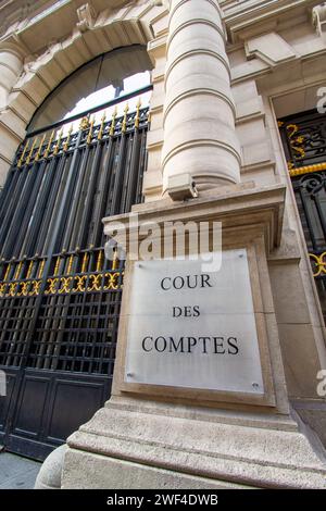 Entrée du bâtiment de la Cour des comptes (Cour des comptes), institution supérieure de contrôle des comptes, en droit français une juridiction administrative Banque D'Images