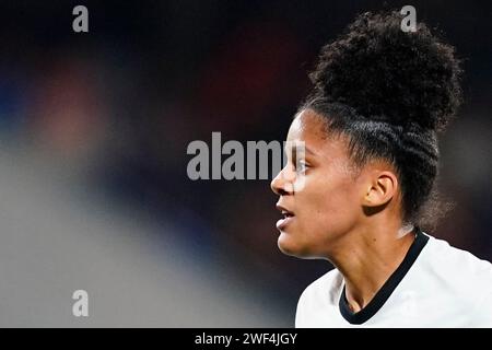 Barcelone, Espagne. 25 janvier 2023. Shekiera Martinez de l'Eintracht Francfort lors du match de la Ligue des champions féminine de l'UEFA, groupe A, date 5, entre le FC Barcelone et l'Eintracht Franckfurt ont joué au Stade Johan Cruyff le 25 janvier 2024 à Barcelone, Espagne. (Photo Alex Carreras/IMAGO) crédit : PRESSINPHOTO SPORTS AGENCY/Alamy Live News Banque D'Images