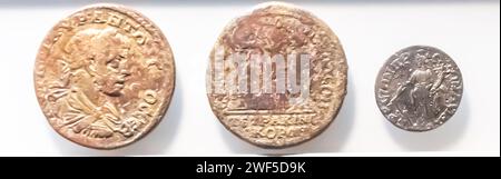 Monnaies denarius représentant l'empereur Elagabale. Empereur romain, 218 AD-222 AD Banque D'Images