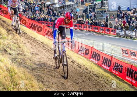 Hoogerheide, pays-Bas. 28 janvier 2024. HOOGERHEIDE (NED), CYCLOCROSS, JANUARI 28 Joris Nieuwenhuis crédit : Orange pics BV/Alamy Live News Banque D'Images