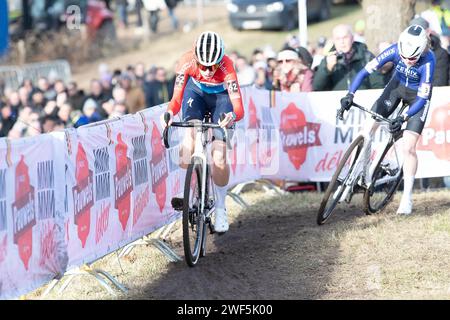 Hoogerheide, pays-Bas. 28 janvier 2024. HOOGERHEIDE (NED), CYCLOCROSS, JANUARI 28 Marie Schreiber crédit : Orange pics BV/Alamy Live News Banque D'Images