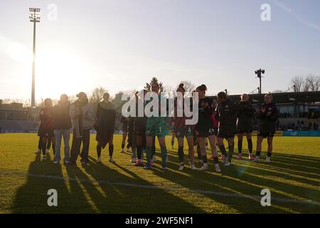 Francfort, Allemagne. 28 janvier 2024. Francfort, Allemagne, le 28 janvier 2024 : lors du match de football Google Pixel Frauen-Bundesliga entre l'Eintracht Francfort et le 1.FC Köln au Stadion am Brentanobad à Francfort, Allemagne. (Julia Kneissl/SPP) crédit : SPP Sport Press photo. /Alamy Live News Banque D'Images