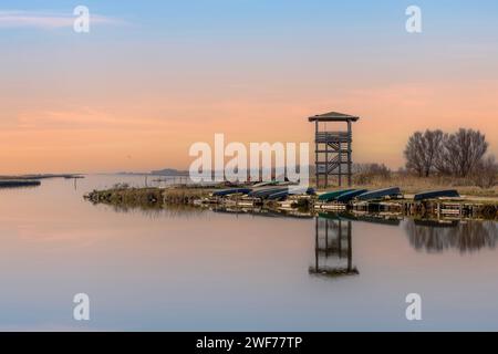 La Foce dans les Vallées de Comacchio, une zone humide dans le delta du Pô, Ferrare, Emilie-Romagne, Italie. Banque D'Images