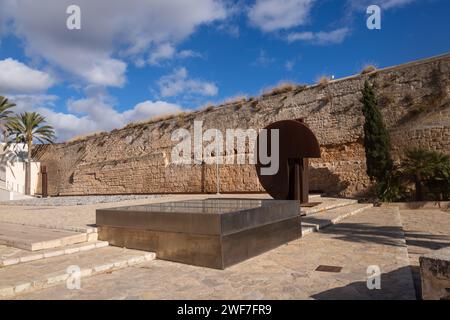 2 décembre 2023-extérieur de la vieille muraille d'es Baluard, Musée d'Art moderne et contemporain de Palma Banque D'Images