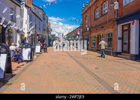 Old Fore Street dans la ville côtière de Sidmouth, Devon UK. Juin 2019 Banque D'Images