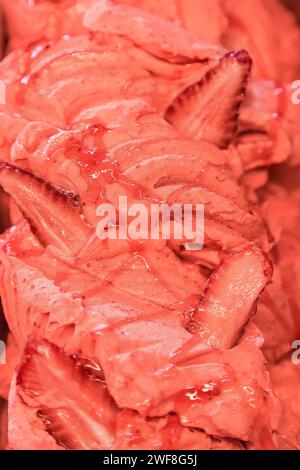 Vue rapprochée de la saveur de crème glacée fraise. Flou artistique Banque D'Images