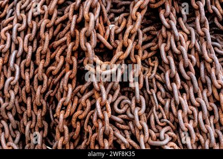 Gros plan de chaînes rouillées. Photo de Shaun Fellows / Alamy Banque D'Images