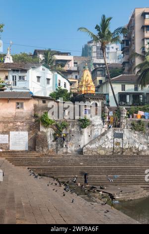 Mumbai, Maharashtra, Inde, paysage urbain de Mumbai avec le lac Banganga, éditorial seulement. Banque D'Images