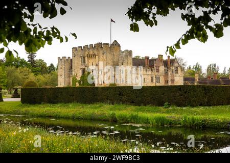 Royaume-Uni, Angleterre Kent, Hever, château de Hever, à travers les douves Banque D'Images