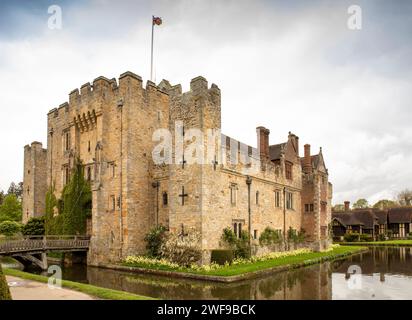 Royaume-Uni, Angleterre Kent, Hever, château de Hever, à travers les douves intérieures Banque D'Images