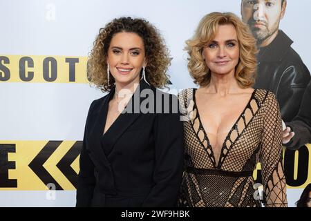 AMSTERDAM - Daphne avec sa fille Emma Deckers sur le tapis rouge pour la première du film Scotoe dans Pathé Tuschinski. ANP LEVIN DEN BOER pays-bas Out - belgique Out Banque D'Images