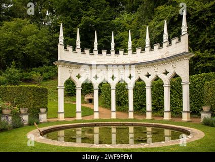 Royaume-Uni, Angleterre, Gloucestershire, Painswick, Rococo Garden, l'Exedra Banque D'Images