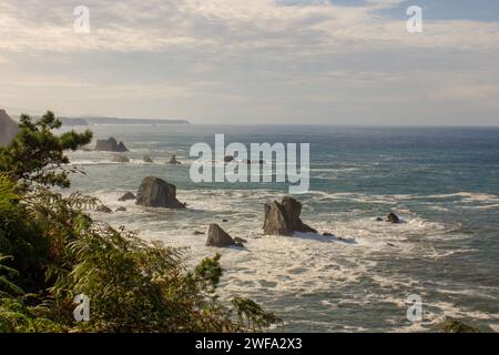 La côte cantabrique dans les Asturies près de Cudillero Banque D'Images
