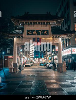 La porte Chinatown la nuit à Boston, Massachusetts Banque D'Images