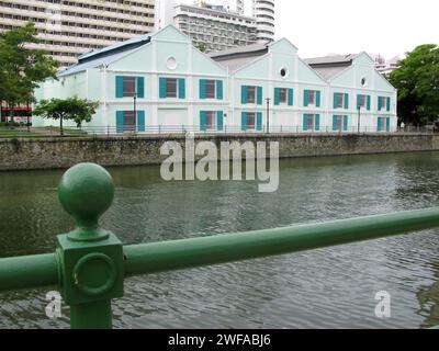 L'hôtel Warehouse à Robertson Quay sur les rives de la rivière Singapour, autrefois un entrepôt ou un entrepôt du 19e siècle. Banque D'Images