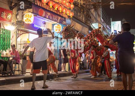 Bangkok, Thaïlande - 17 janvier 2023 : célébrations du nouvel an chinois dans les rues de Bangkok, Thaïlande. Banque D'Images