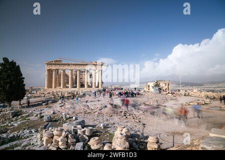 Athènes, Grèce - 15 novembre 2017 : Temple du Parthénon sur l'Acropole athénienne. Banque D'Images