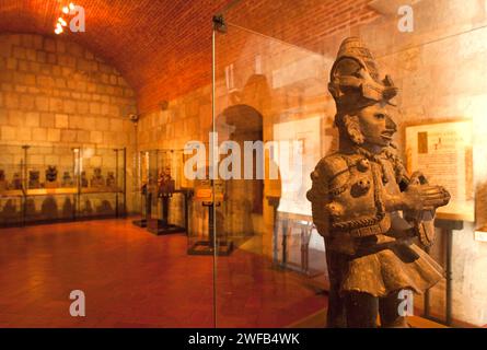 Musée des cultures d'Oaxaca jouxtant Iglesia de Santo Domingo, ville d'Oaxaca, Oaxaca, Mexique Banque D'Images