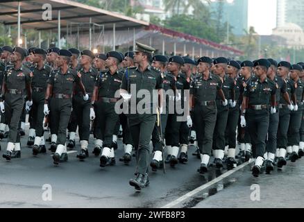 Colombo, Sri Lanka. 30 janvier 2024. La répétition de la parade du jour de l'indépendance a lieu à Colombo, au Sri Lanka, le 30 janvier 2024. Le Sri Lanka célébrera son 76e jour de l’indépendance le 4 février. Crédit : Ajith Perera/Xinhua/Alamy Live News Banque D'Images