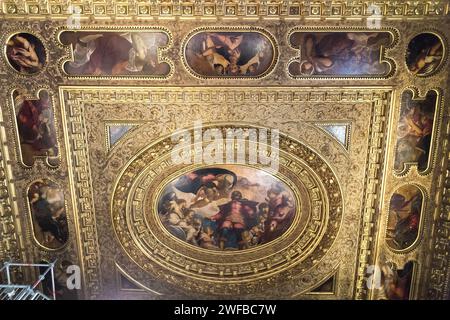 Plafond peintures de l'ancien Testament par Tintoret dans la Sala Superiore dans Renaissance Scuola Grande di San Rocco (Grande École San Rocco fraternité) à sa Banque D'Images