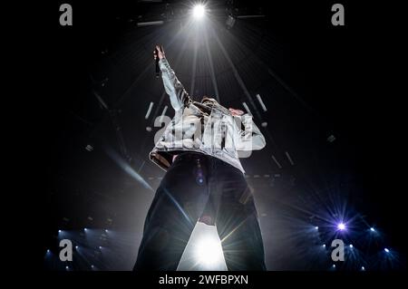 Copenhague, Danemark. 29 janvier 2024. Le groupe britannique metalcore Architects donne un concert live au Forum Black Box à Frederiksberg, Copenhague. Ici, le chanteur Sam carter est vu en direct sur scène. (Crédit photo : Gonzales photo/Alamy Live News Banque D'Images