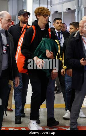 Foto Cecilia Fabiano/LaPresse 30 Gennaio 2024 Roma, Italia - Cronaca - Jannik Sinner arriva all&#x2019;aeroporto Leonardo da Vinci a Fiumicino Nella foto : Jannik Sinner 30 janvier 2024 Roma, Italie - Jannik Sinner arives at Fiumicino&#x2019;s Leonardo da Vinci Airport in the photo : Jannik Sinner Sinner Banque D'Images
