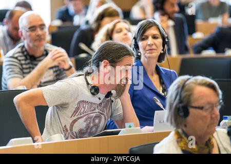 7 juillet 2014 - Bruxelles, Belgique - Luke 'Ming' Flanagan, député européen photographié lors de sa première contribution à la commission AGRI à Bruxelles. Banque D'Images