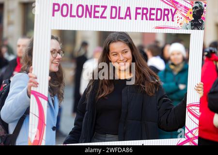 Wroclaw, Wroclaw, Pologne. 30 janvier 2024. Jacek Sutryk ''Polonez for Fredro'' est une initiative de la branche WrocÅ‚aw de Gazeta Wyborcza. Cette année, le concours sera dirigé par le président de WrocÅ‚aw, Jacek Sutryk, et, en plus des diplômés du secondaire et des diplômés du secondaire de cette année, les recteurs des universités de WrocÅ‚aw. La légende veut que celui qui danse la polonaise pour Fredro réussira facilement ses examens finaux de lycée. (Image de crédit : © Krzysztof Zatycki/ZUMA Press Wire) USAGE ÉDITORIAL SEULEMENT! Non destiné à UN USAGE commercial ! Banque D'Images