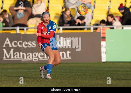 Sutton, Royaume-Uni. 28 janvier 2024. Le VBS Community Stadium, Sutton, Angleterre, janvier 28 2024 la défenseuse du Crystal Palace Hayley Nolan (15) lors du match de championnat FA Womens entre Crystal Palace et Charlton Athletic au VBS Community Stadium, Sutton, Angleterre (Stephen Flynn/SPP) crédit : SPP Sport Press photo. /Alamy Live News Banque D'Images