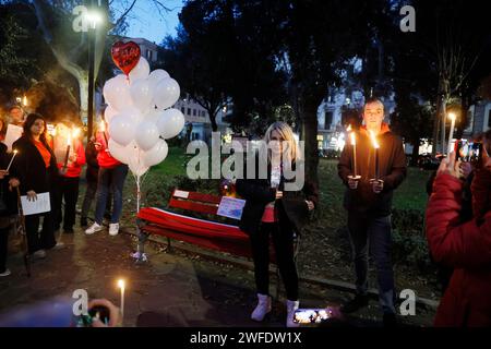 Roma, Italie. 30 janvier 2024. Foto Cecilia Fabiano/LaPresse 30 Gennaio 2024 Roma, Italia - Cronaca - Fiaccolata per Pamela Mastropietro Nella foto : la manifestazione 30 janvier 2024 Roma, Italie - torche pour Pamela Mastropietro tué en 2018 sur la photo : la torche. Crédit : LaPresse/Alamy Live News Banque D'Images
