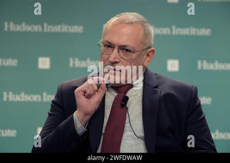 Washington, États-Unis. 30 janvier 2024. L'ancien prisonnier politique russe Mikhail Khodorkovski parle de l'élection présidentielle, l'occupation illégale de l'Ukraine lors d'une conversation aujourd'hui le 30 janvier 2024 à Hudson / Think Tank à Washington DC, États-Unis. (Photo de Lenin Nolly/Sipa USA) crédit : SIPA USA/Alamy Live News Banque D'Images