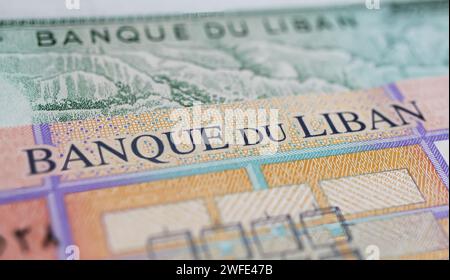 Gros plan sur un billet de banque en livre libanaise de la banque centrale Banque D'Images