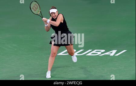 Jelena OSTAPENKO (LAT) vs Simona HALEP (ROU) lors de leur match de demi-finale simple dans le cadre des Dubai Duty Free tennis Championships WTA 500 le 18 février 2022 à Dubaï, Émirats arabes Unis. Photo de Victor Fraile / Power Sport Images Banque D'Images