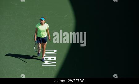 Liudmila Samsonova de Russie vs Kristina Kucova de Slovaquie lors de leur match de qualification en simple dans le cadre des Dubai Duty Free tennis Championships WTA 500 le 12 février 2022 à Dubaï, aux Émirats arabes Unis. Photo de Victor Fraile / Power Sport Images Banque D'Images