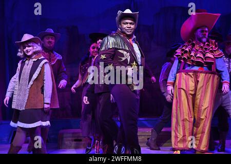 Londres, Royaume-Uni. 30 janvier 2024. Bronco Billy - The musical, mise en scène par Hunter Bird et chorégraphe par Alexzandra Sarmiento, The Charing Cross Theatre, Londres, Royaume-Uni. Crédit : Voir Li/Picture Capital/Alamy Live News Banque D'Images