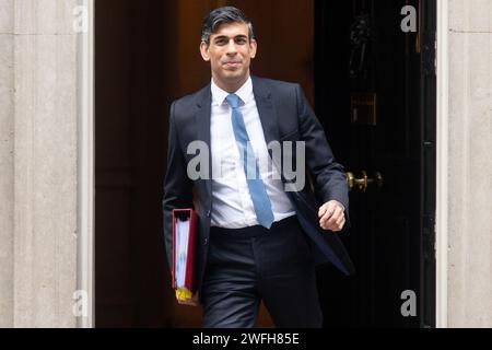 Londres, Royaume-Uni. 31 Jan 2024. Le Premier ministre britannique Rishi Sunak part pour PMQ à Downing Street. Crédit : Justin ng/Alamy Live News. Banque D'Images