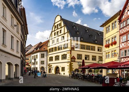 Rathaus Kitzingen Das historische Rathaus Kitzingen am Marktplatz in der Altstadt von Kitzingen, Unterfranken, Bayern, Deutschland la ville historique H. Banque D'Images