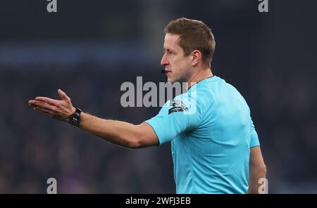 Birmingham, Royaume-Uni. 30 janvier 2024. Arbitre de match, John Brooks réagit lors du match de Premier League à Villa Park, Birmingham. Le crédit photo devrait se lire : Cameron Smith/Sportimage crédit : Sportimage Ltd/Alamy Live News Banque D'Images