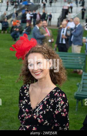 Ascot, Berkshire, Royaume-Uni. 6 octobre 2023. Un coureur glamour à l'hippodrome d'Ascot lors du meeting Autumn Racing Friday. Crédit : Maureen McLean/Alamy Banque D'Images