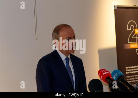 Belfast, Royaume-Uni, 31 01 2024, Micheál Martin s'adresse aux médias à l'Ulster Museum Credit : HeadlineX/Alamy Banque D'Images