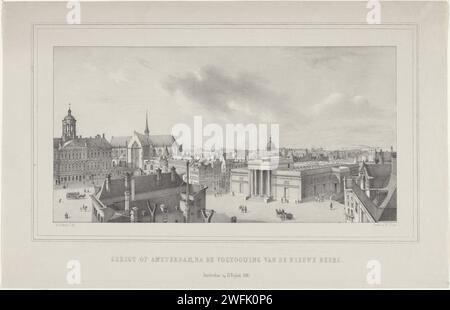 Vue d'Amsterdam avec la bourse de Zocher, Willem Hekking Jr., 1835 - 1845 imprimer à gauche le palais sur la place du Dam avec la Nieuwe Kerk à côté. Sur la droite, la bourse de Zocher récemment achevée. Des figures et un tramway à cheval courent sur la place. Imprimeur : Amsterdamprinter : Dordrechtpublisher : Amsterdam paper City-View en général ; 'veduta'. Place du village, place - II - paysages idéaux Amsterdam Banque D'Images