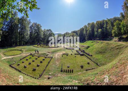 Gradistea de Munte, comté de Hunedoara, Roumanie-22 septembre 2020 : ancien sanctuaire dacien à Sarmizegetusa Regia, la capitale des Daces. Banque D'Images