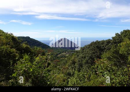 Izalco un stratovolcan actif près du volcan Santa Ana, El Salvador Amérique centrale Banque D'Images